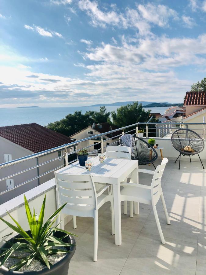 Villa Dani Sea&Pool Apartments Traù Esterno foto