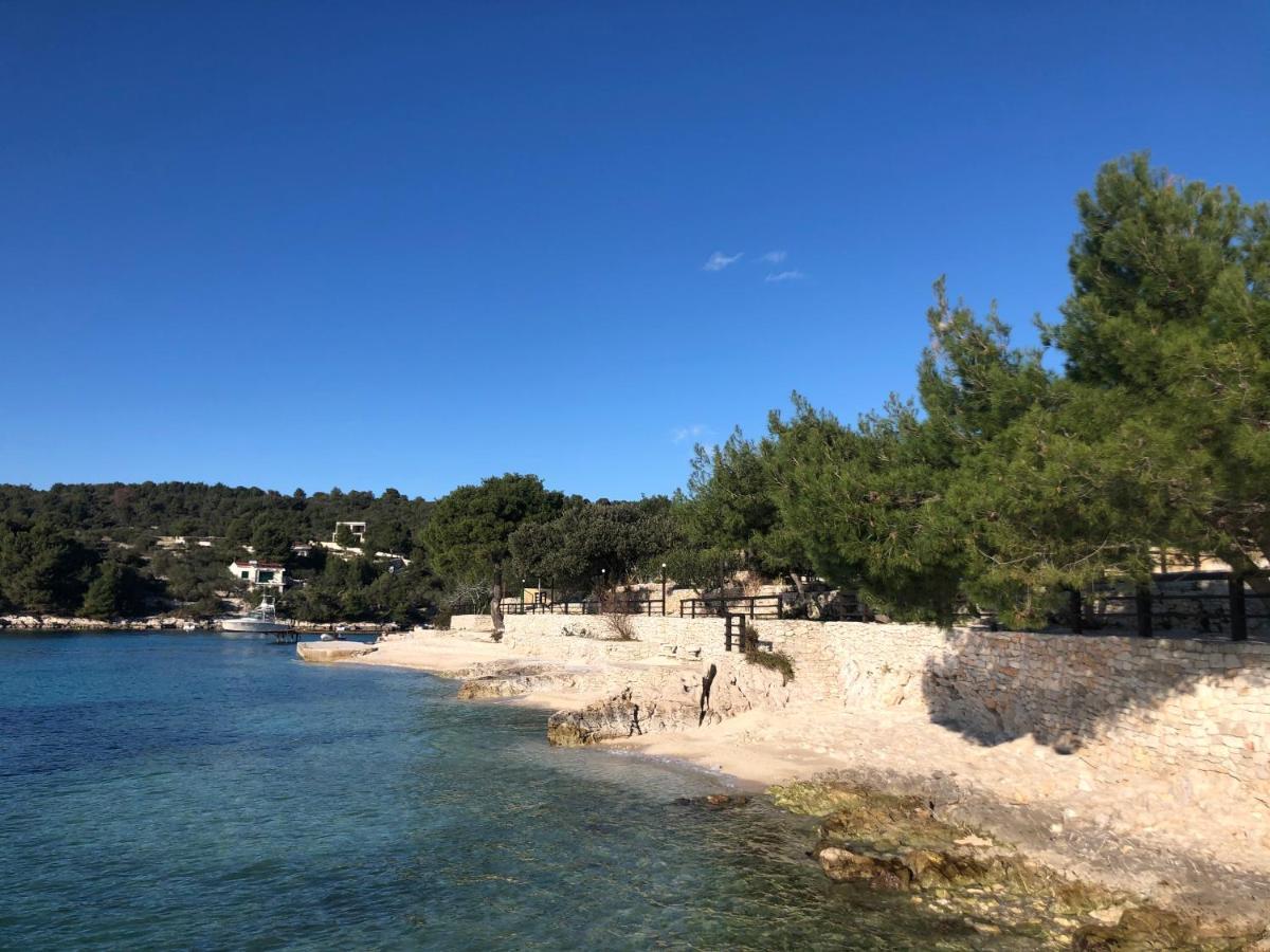 Villa Dani Sea&Pool Apartments Traù Esterno foto